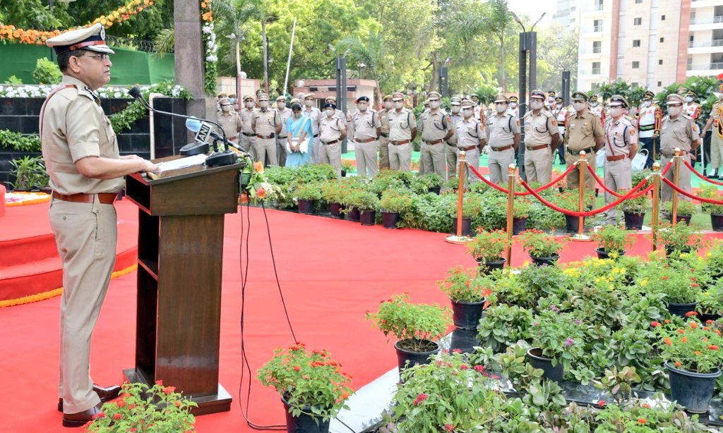 Delhi Police tweet media