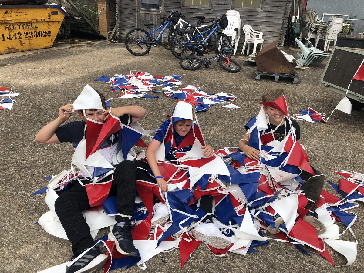 codvillageday's tweet image. And the bunting is untangled…