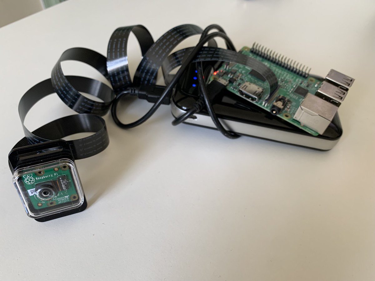 utopiah's tweet photo. git clone https://t.co/9MxrQPDSwZ &amp;&amp; cd human
npm i
node demo/nodejs/node-webcam.js

That's how quickly you can do face detection and more on the @Raspberry_Pi thanks to @vmandic00's Human library and its #TensorFlowJS  @NodeJS modules.

(~2cores still idling on an "old" RPi3) https://t.co/0qPEQ1AsdY