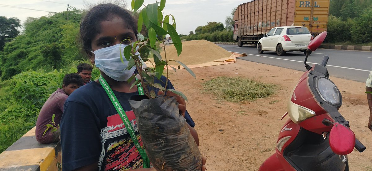 YadhumadiR's tweet photo. It's Raining, I am going to Plant Trees, what about you, please mine, it's our Nature and our Earth.
#plantTrees
#saveexosystem
#saveTreessaveNature
@geethikavenkatesan
Young Environmentalist
@PlantCampaign @CevikusHB @endelstamberg @GretaThunberg @ECOWARRIORSS @COP26 @CevikusHB https://t.co/1FPdZ2y024