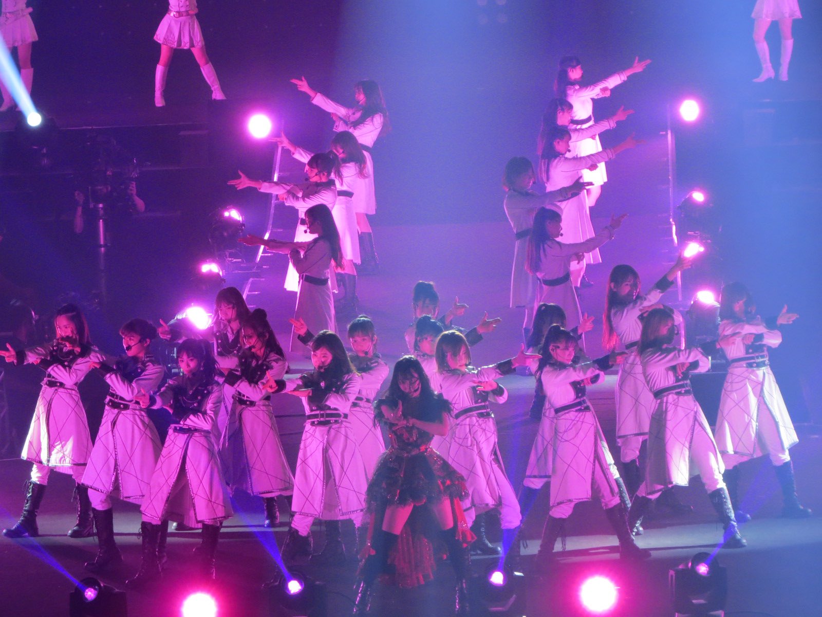 NMB48 白間美瑠 卒業コンサート 生写真 コンプセット NMB48オフィシャルショップ】白間美瑠卒業コンサートグッズ発売