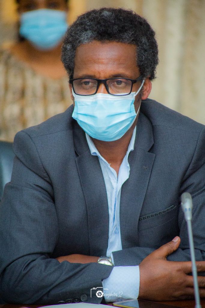 yeshiwasAssefa's tweet photo. በNIMD እና በፓርቲዎች የጋራ ምክር ቤት አዘጋጅነት በጋና፣ አክራ የነበረንን የ5 ቀናት ቆይታ አጠናቀን አዲስ አበባ ገብተናል። የጋና የፓለቲካ ፓርቲዎችን፣ የምርጫ ኮሚሽን ኃላፊዎችን፣ የፓርላማ ተመራጮችን እና አፈጉባኤውን አግኝተን አነጋግረናል። https://t.co/LsbOkxUqd6