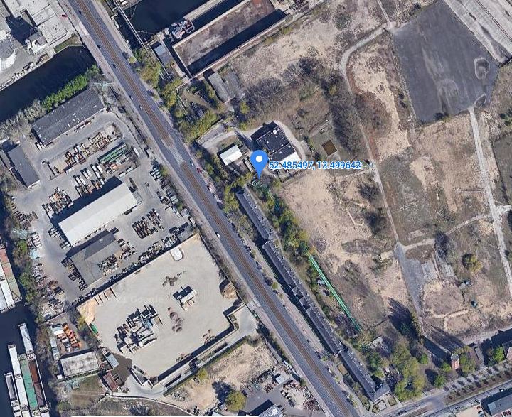 Voodoohop is happening after all in the garden. !! (੭ ◕㉨◕)੭✨
When: Today Sunday 15/8 17:00
Where: Secret dancefloor in the garden. enter by the gate next to köpenicker Chaussee 39 and follow the music.