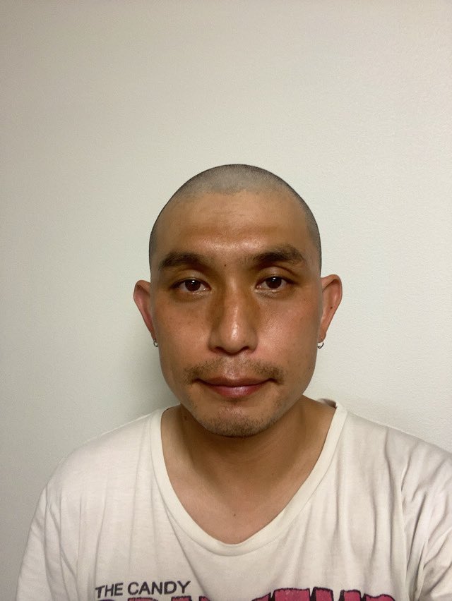 tokoton10's tweet photo. o(`ω´ )o とわりゃああああああああぁ〜っ!
散髪来たゼエエエェ〜ッ!
チョキチョキ…
コレが…
こう☆
ううううぅ〜(泣)。
I had #haircut
#gypsyway
#nofuture
#ノーフューチャー https://t.co/DU3WEy70a6