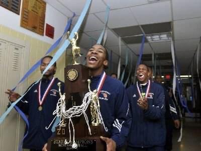 JKinney0's tweet photo. Our ‘09 State Championship team is being inducted into the Illinois Basketball Coaches Association Hall of Fame! #Enshrined https://t.co/EKPz5yGXCa