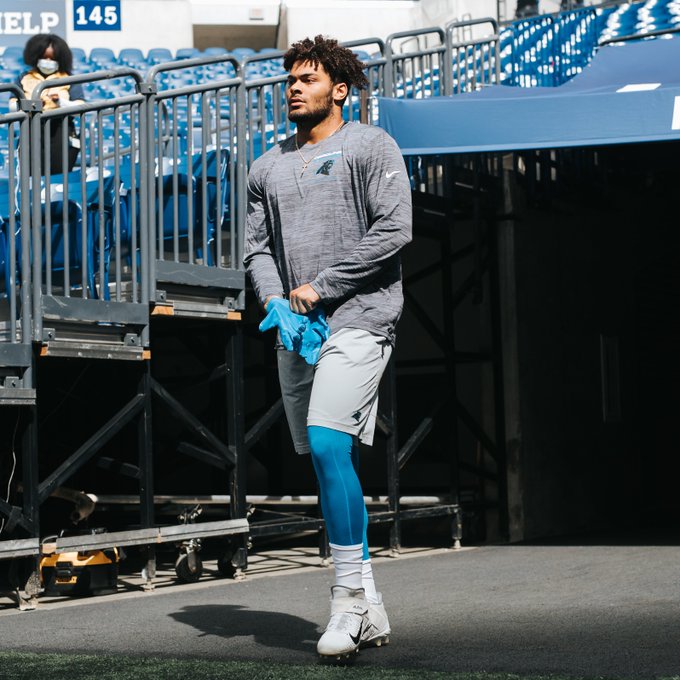 E8143g0XMAUffaU?format=jpg&name=small