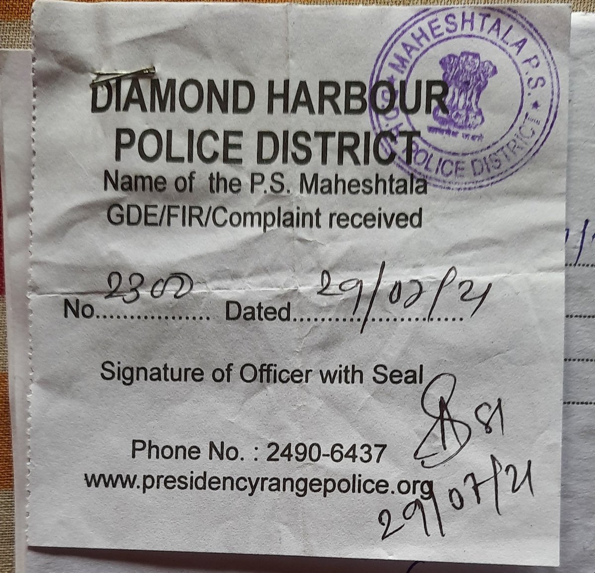 iam_kaustav's tweet photo. My mother a senior citizen has been molested &amp; physically assaulted by our neighbors on 29.7.21 i have submitted written complain in local PS, but they have not taken any steps yet , Please help!
 Regards 
Kaustav Banerjee
 Banerjee Para Maheshtala 
PH: 9748678865 
@Sujan_Speak https://t.co/hlg6BZtzWz