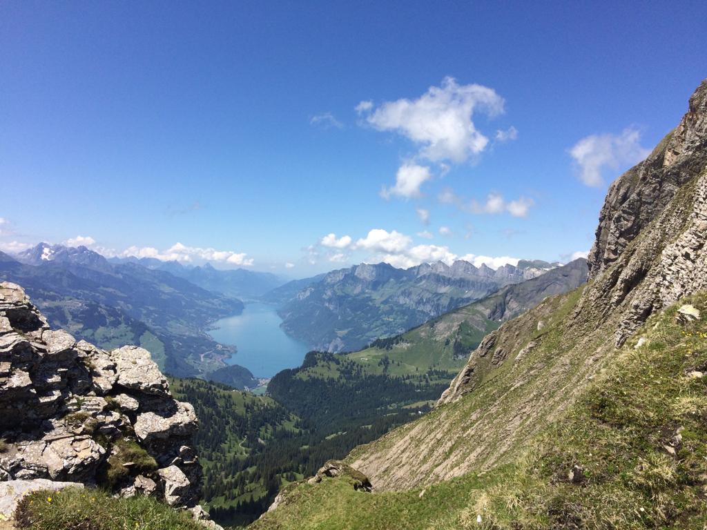 Bergtour zum Alvier, 
Panoramagipfel hoch über Sargans; Rundwanderung ab Palfries
wandersite.ch/Tageswanderung…