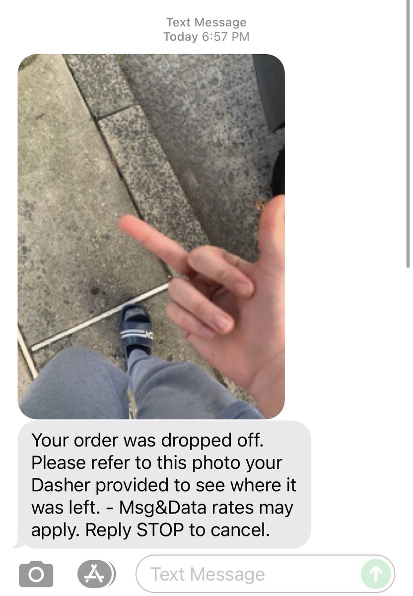 kbuckel's tweet photo. Hey @DoorDash - one of your drivers hand delivered me our food last night and this is the text I got 2 minutes after from him??? https://t.co/e4PDe008oz