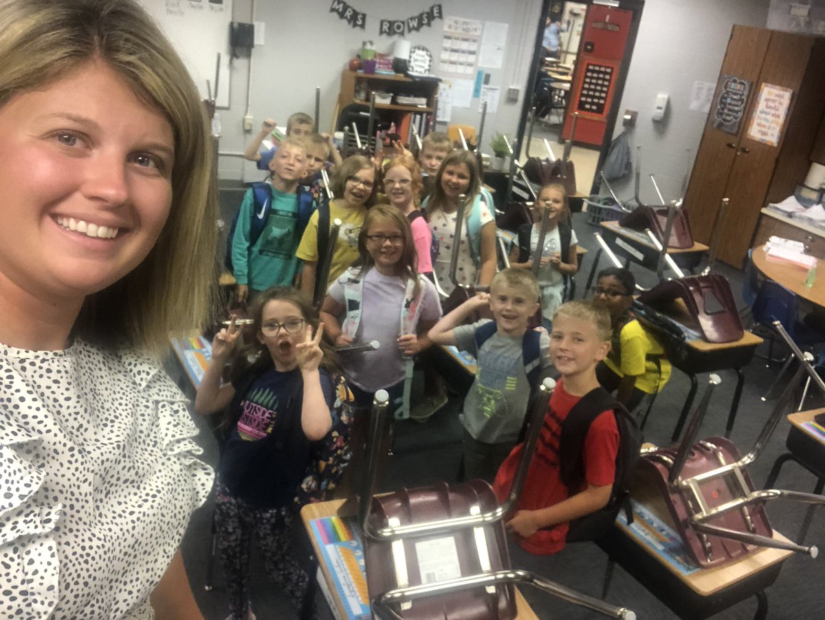 haneemae's tweet photo. Ready for a new year! #bestdaysever #npspanthers @BelAirElem #3rdgrade https://t.co/rMiq3FIoUi