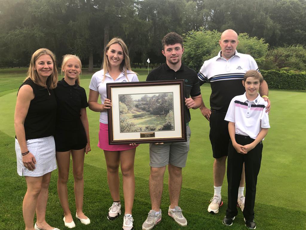 What a great Junior Captains Day yesterday. Well done to the winners, Jenny, Charlotte, Joseph and Simon and massive congratulations to Ciara and Jacob (and families) on the fantastic funds raised for charity. Well done all https://t.co/26XCzqTlsk