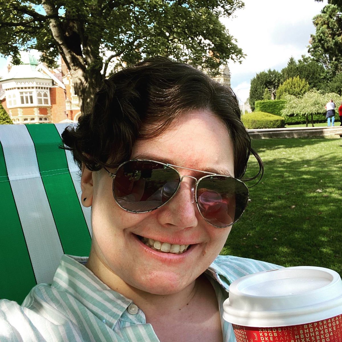 intersexsarah's tweet photo. Trying out my new summer outfit today @bletchleypark having a listen to some jazz music by @acartersinger. 🎶 🎷🎙 

- Shirt and shorts from @nextofficial 
- Trainers are @benchtm and are from @Deichmannn.
- Watch is a @timex. https://t.co/IYfF4uVvgS