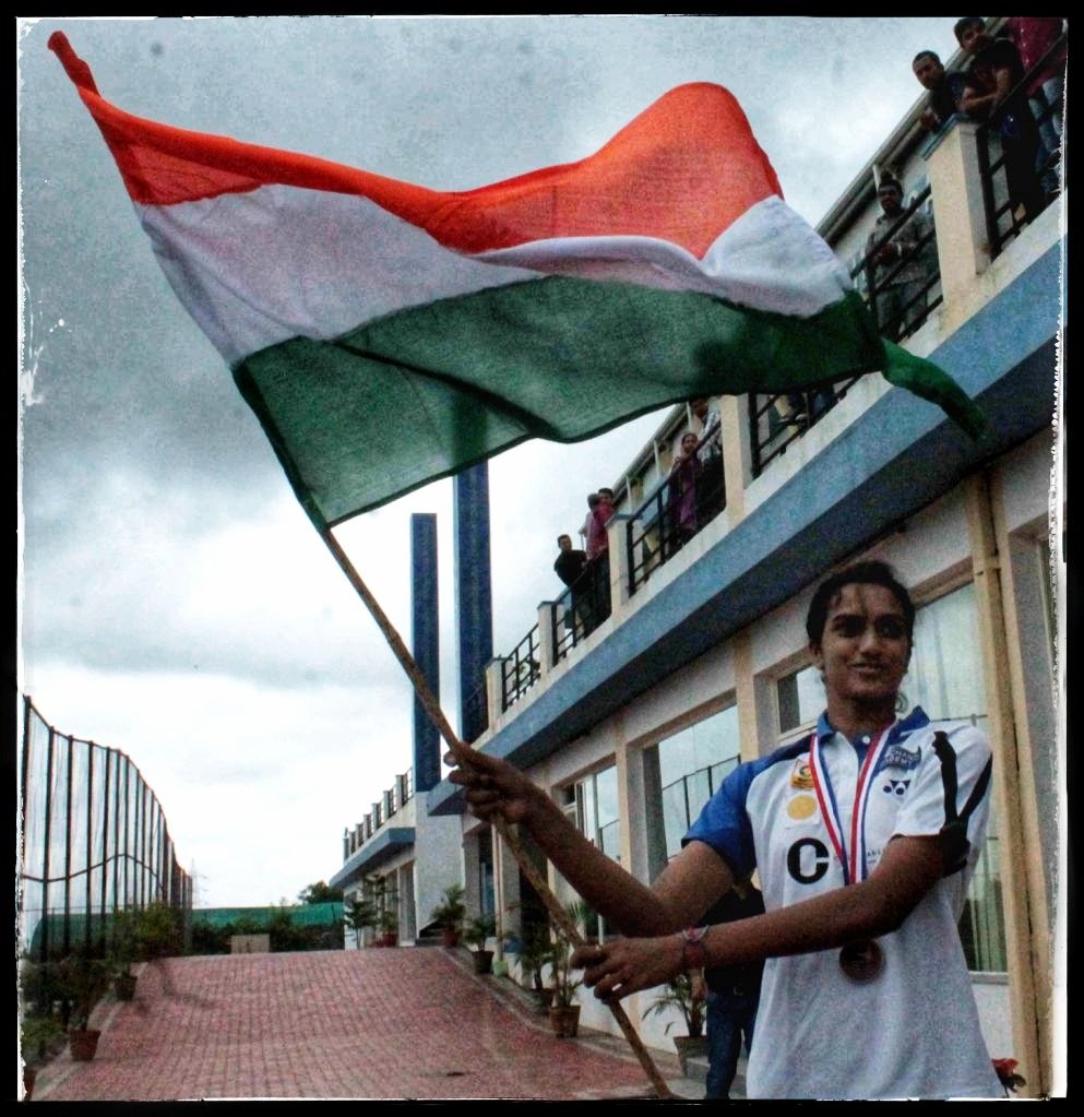 mujeeb_pvsindhu's tweet image. Happy 75th Indipendence Day 🎉 
   pvsindhu Didi😊

 #pvsindhu #indipendenceday2021 
#FlagHoisting 
#sindhu 
#sundayvibes