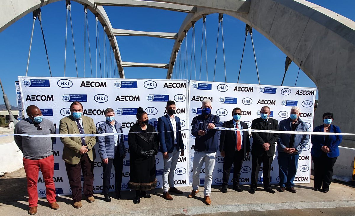 alanwinde's tweet photo. I am proud to have been a part of the official opening of the new Ashton Arch Bridge in Ashton today. I joined the Western Cape Minister of Transport and Public Works at this momentous occasion. https://t.co/960WESqIF7
