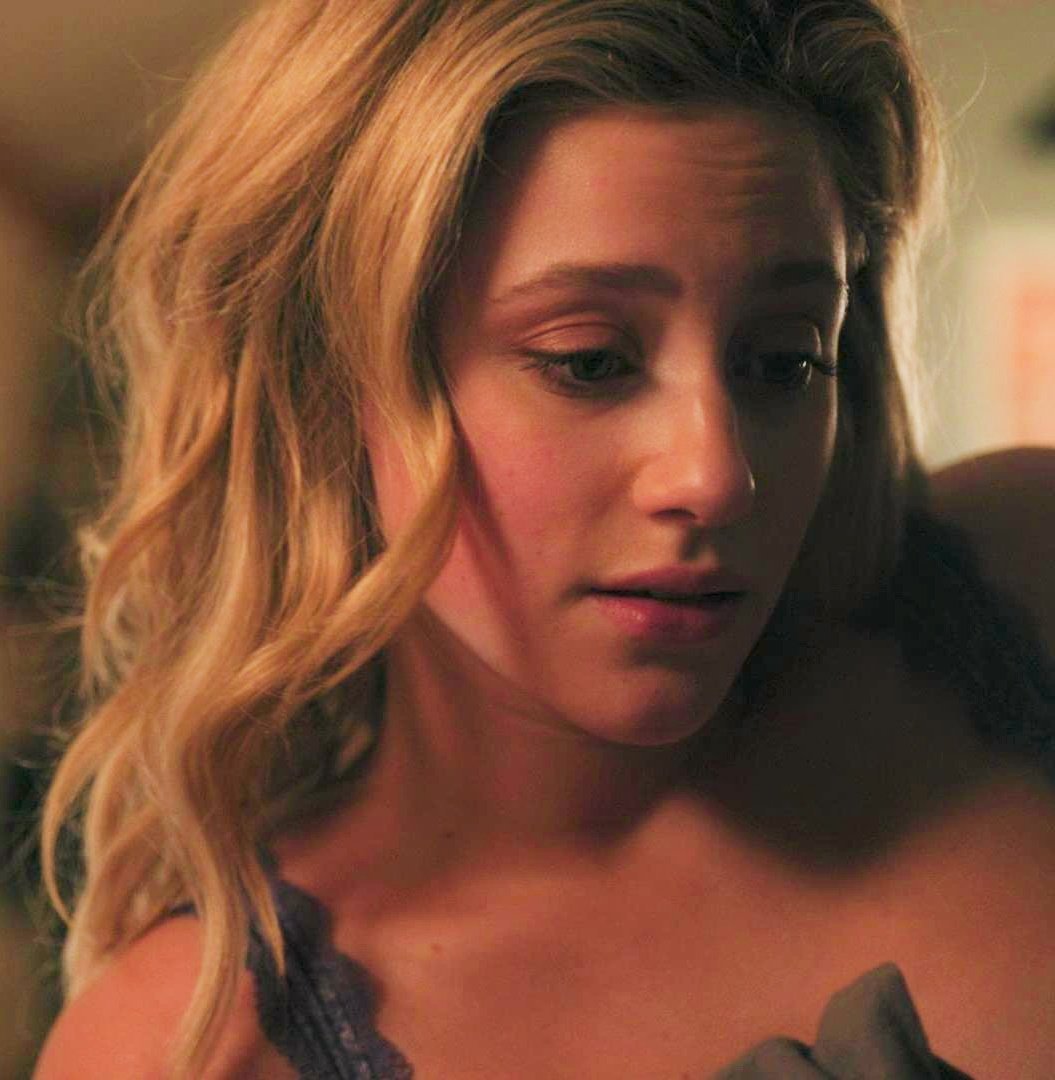 best of betty cooper (@bettypics) on Twitter photo 