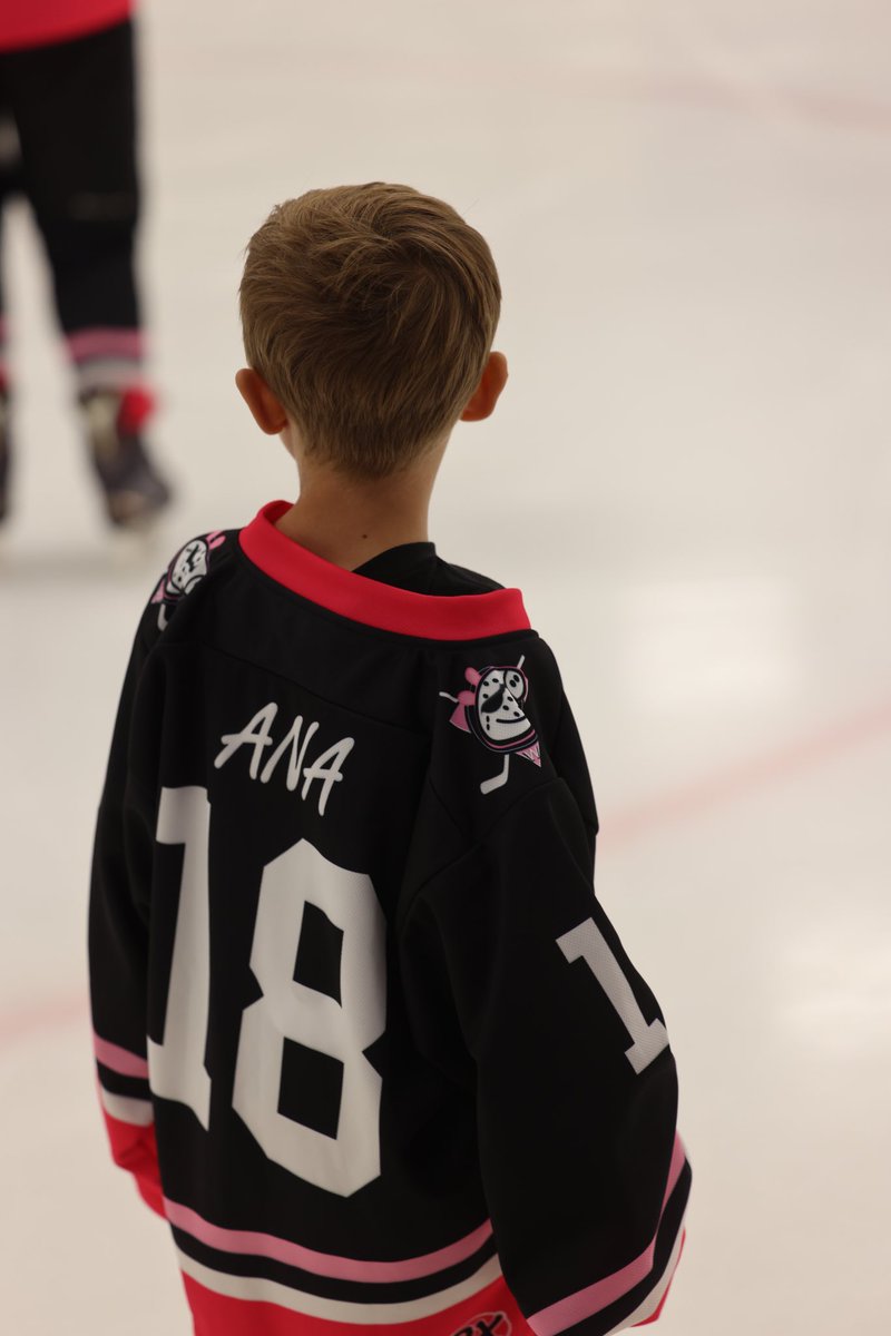 CFCHockey's tweet photo. What will Day 3 bring? Semi Finals and Championship games! Who will play, who will watch? Go to https://t.co/03AFawIN2R or our Kreeze app for games &amp; standings!
Photo Credit: @glennyearyphotography 

#charity #hockeylife #tournamentlife #charityfundraiser https://t.co/VjFmwJwnXQ