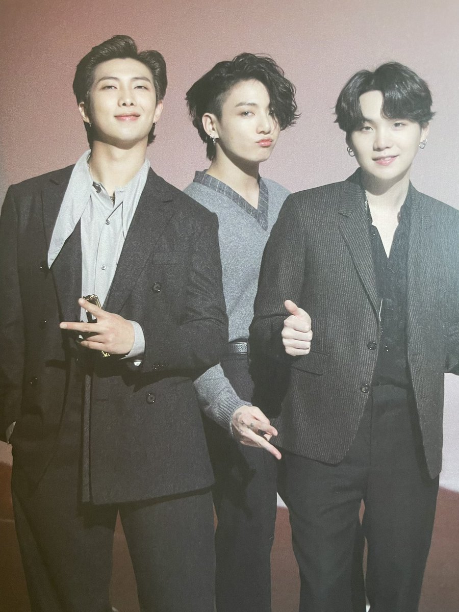 RMPICS_twt's tweet photo. 📸 MEMORIES OF 2020
#RM #JK #SUGA @BTS_twt 

EXTRA LARGE       Medium      tiny https://t.co/oAt4ZIAvhX