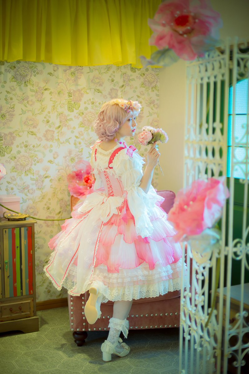 Inedennet 8 21 よくばりプリンセスマルシェ V Twitter 借り暮らしのお花の妖精さんみたいに 甘酸っぱい思い出 美しい美沙子さん Aokimisakoと新しいドールハウスみたいな可愛いスタジオ Room Nanairoで撮影しました カメラ Saku3239 洋服 Net Eden Elpress
