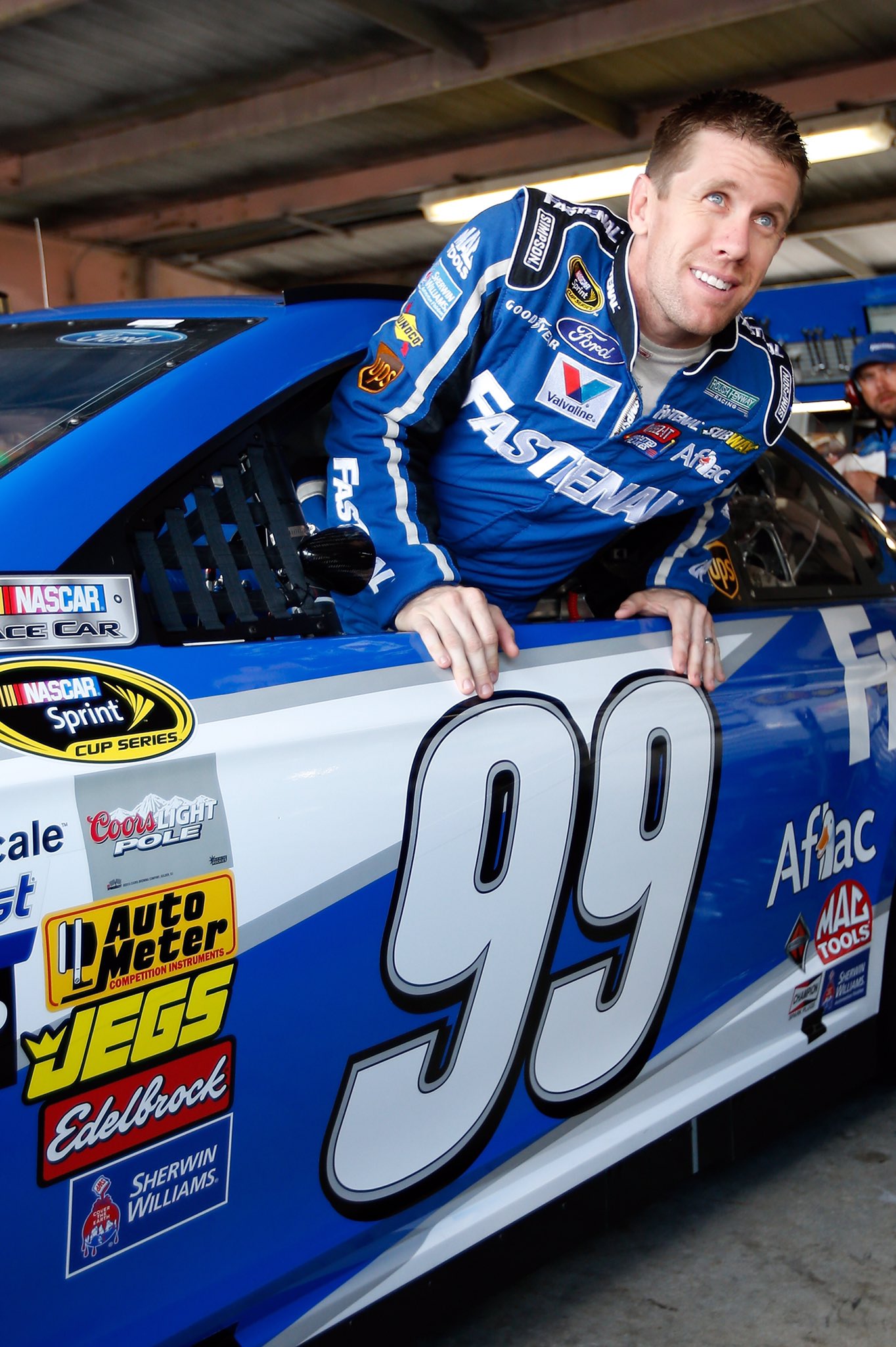 Happy Birthday to my favorite driver all time Carl Edwards 