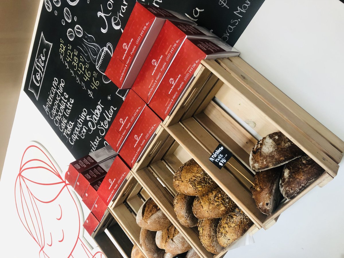HacklPanaderos's tweet photo. #hacklzavaleta buenos días ! Excelente domingo #hacklpanaderosartesanos #panconmadre #sourdough https://t.co/4aI9OJKwEg