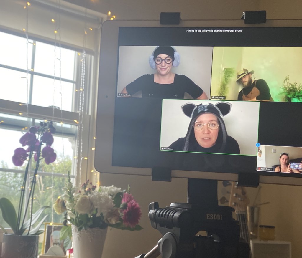 kellysgriffiths's tweet image. Classic @ThePantaloons magic last night! A one night only (hopefully) zoom performance of their outdoor show, aptly renamed “Pinged in the Willows”. Awesome performances all round by @al3xr1vers @emilybeachuk and @TimPhelps_ 👏👏👏👏 tackling covid crap in style. #theatremagic