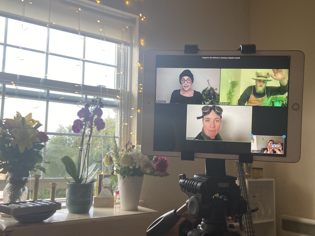 kellysgriffiths's tweet image. Classic @ThePantaloons magic last night! A one night only (hopefully) zoom performance of their outdoor show, aptly renamed “Pinged in the Willows”. Awesome performances all round by @al3xr1vers @emilybeachuk and @TimPhelps_ 👏👏👏👏 tackling covid crap in style. #theatremagic