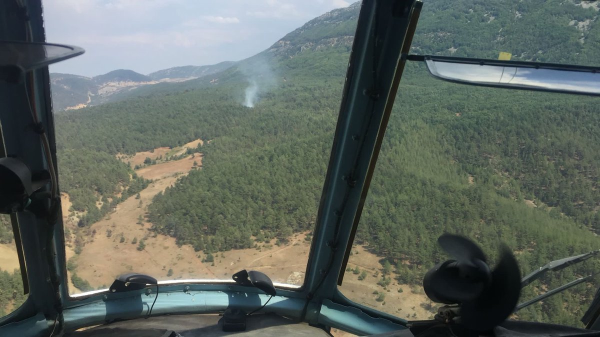 Ogm_En's tweet photo. As always, we keep an eye on our forests from air and on the ground, with constant vigilance. Let's not forget that the risk of wildfire continues. Let's reduce the risk by being more careful and cautious across the country.

#GreenHomeland
@OGMgovtr https://t.co/YT0CVUsHPV