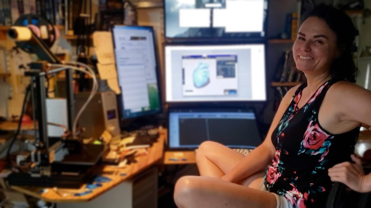 BOOM!💥 my first 3D model is ready!
It’s a heart