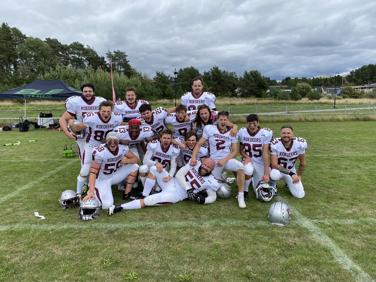 Roedeers herrar vinner seriepremiären borta mot Upplandsbro Broncos med 20-14 😀🏈
