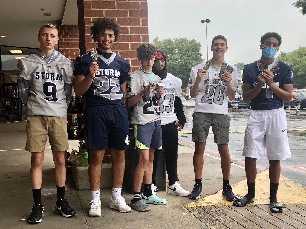SHS_Storm's tweet photo. Storm football card fundraising weekend. Always fun seeing these players out in the community representing Storm Nation! Thanks for all the community support https://t.co/fLAGXAKtL8