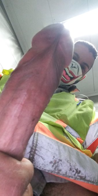 Just clowning around😈😈😈😜 https://t.co/lNMkHNWtHo