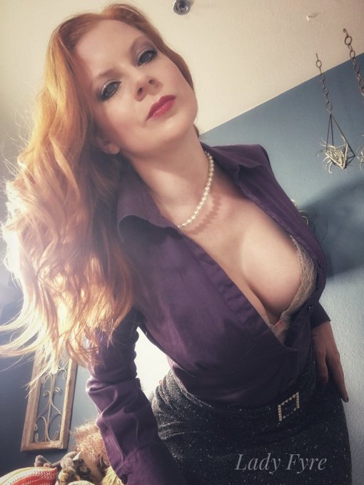 Exciting news! You can now buy individual clips on https://t.co/LMPwchFw5s https://t.co/17r51dVZZ7