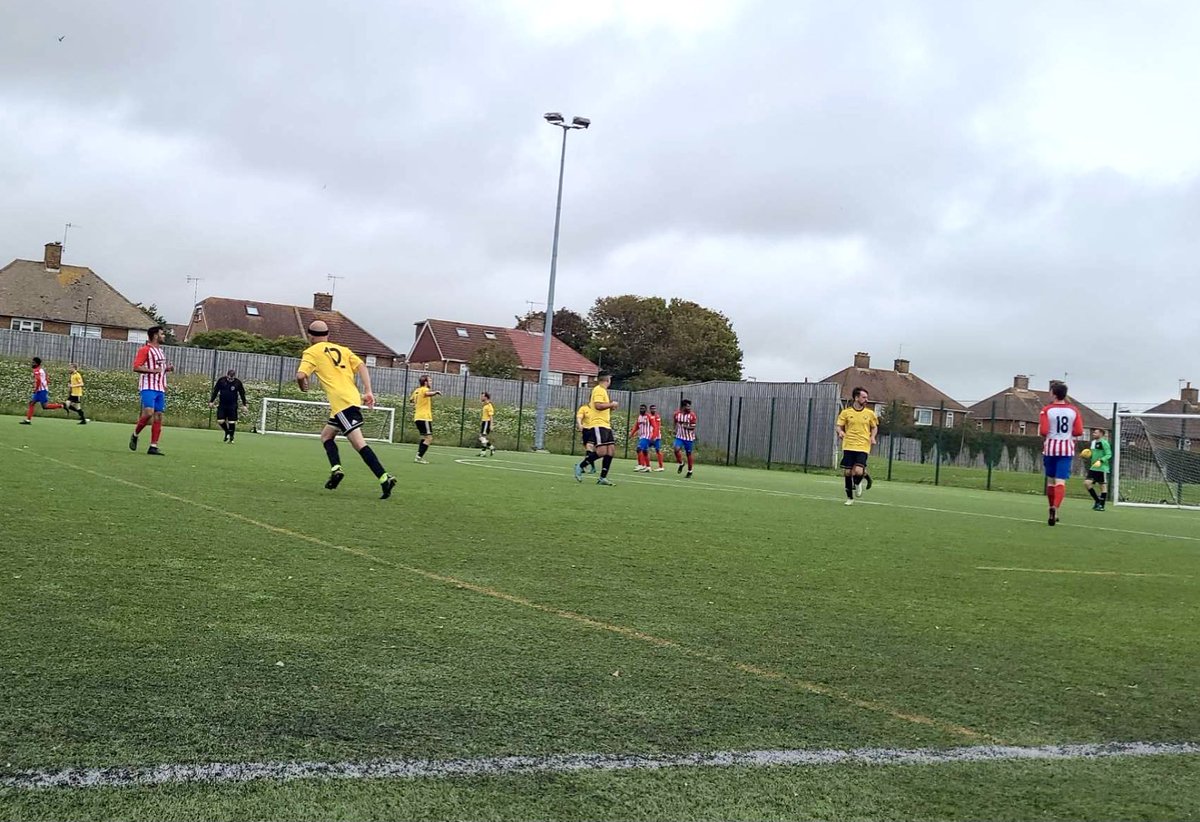 Solid 4-1 win against <a href="/HPW2019/">Hove Park Wednesday</a> 
Great shift from everyone to bounce back from last weeks game!
Thank you for a great game! Good luck with your season boys <a href="/HPW2019/">Hove Park Wednesday</a> 👊
