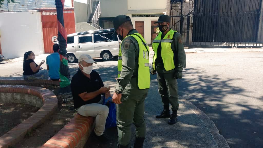 INGEFANBoficial's tweet photo. 📢 #LuchaContraLaCovid19 
Terminando la seamana de #CuarentenaConsciente El Método 7+7 es efectivo para cortar la cadena de contagios comunitarios. Se consciente, no relajes las medidas de bioseguridad para la Prevención. 
¡Sabemos cómo hacerlo!
¡Cuidémomos! 
#FelizDomingo https://t.co/z0umpVi9UG