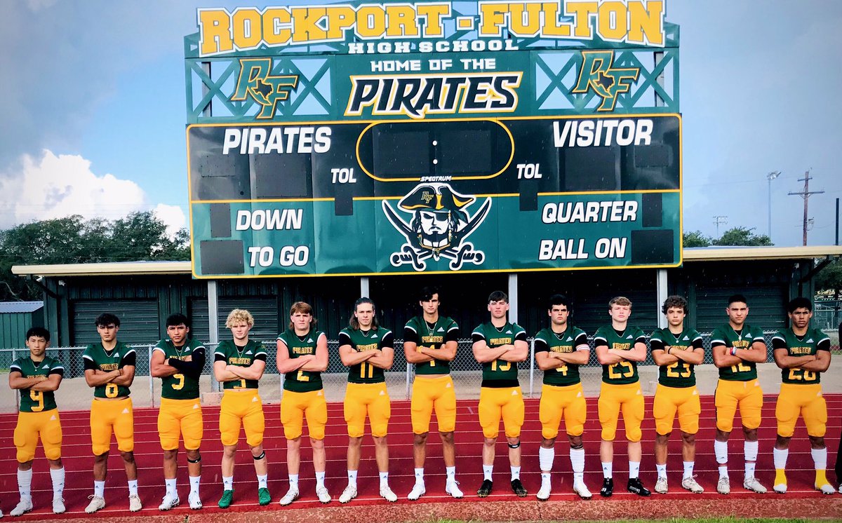 Introducing the 2021 @FultonPirate Defensive Backs! These DB’s make things HAPPEN! Love you Fellas! Make Special Memories this Year &amp; let’s make it FUN!! 🏴‍☠️ #UnRivaled #BeGolden