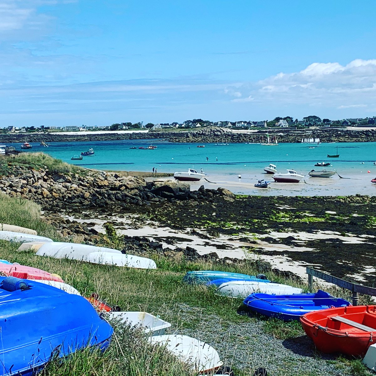 RegineRoueBzh's tweet photo. #MagnifiqueBretagne qui passe par toutes les nuances de bleu, de gris #Landunvez #PassionMer https://t.co/TsIQBuImIq