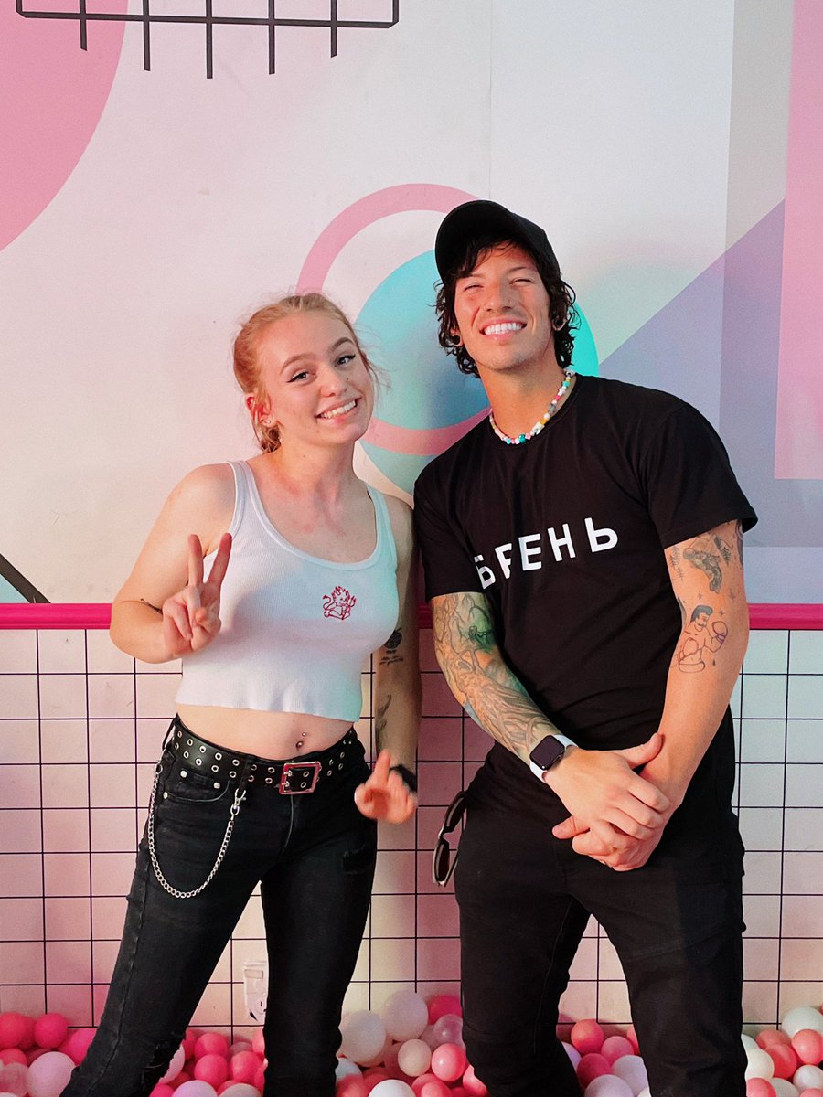 ⋆｡ z𖦹ë °⭒˚｡⋆ tweet media