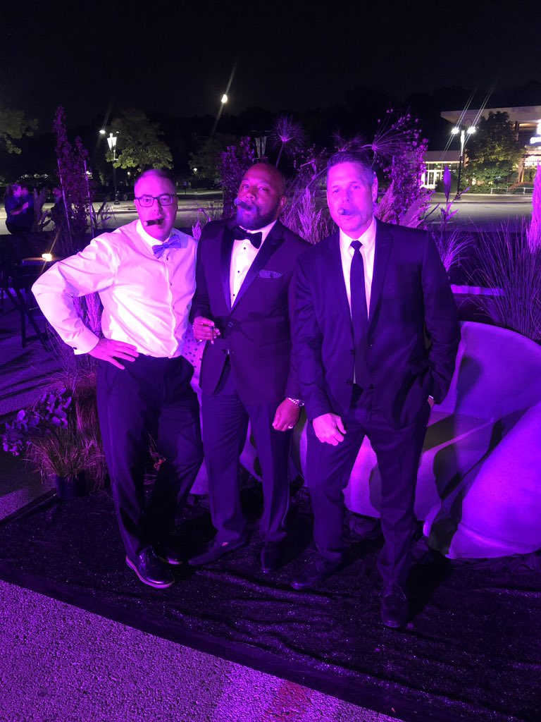 JackieP_EUA's tweet photo. Amazing night with our friends at the @MilwaukeeCoZoo #zooball @EUA #proudsponsor #givingback #supportlocal #community #supportyourcommunity 🐅🦣🦧🦍🦓🐆🐘🦛🦏🐪🦚 @KristinD_EUA @CottreDw @molly_mulroy @GMRMarketing @WECEnergyGroup https://t.co/S5tK1Z5iGS