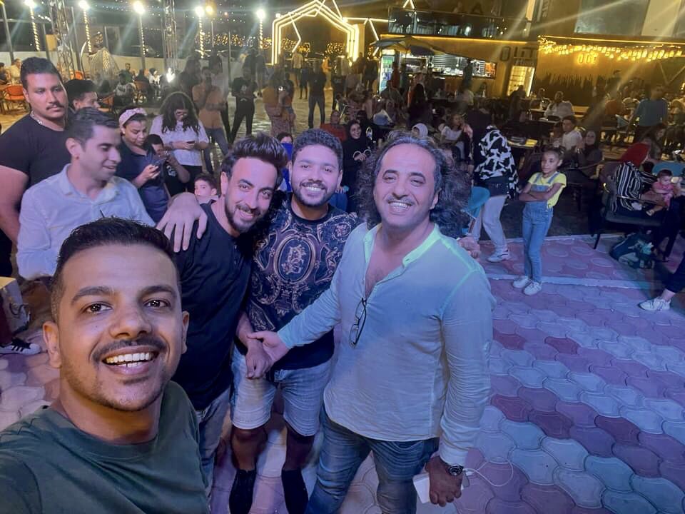 shahyshahy11's tweet photo. نجمنا #محمد_شاهين ❤️❤️منور من حفل 
"Out Cafe" بـ #الاسكندرية 😍😍

@MohammadChahine✨🌟
#MohammadChahine https://t.co/3z9wIm4GTN