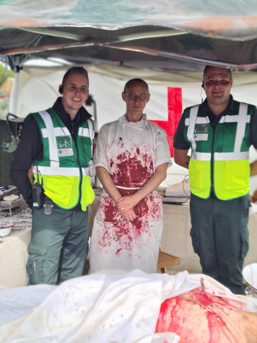 1stplusmedical's tweet photo. This weekend we were providing medical cover for the Yorkshire Wartime Experience @YorkshireWar and got to see the Spitfire fly over @RAFBBMF https://t.co/ic7h8ka7oF