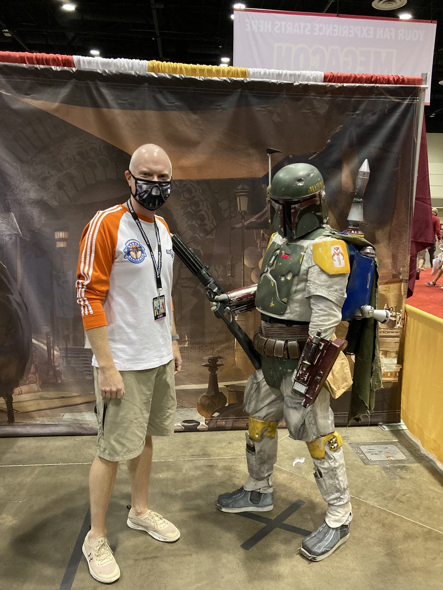JediRobWhite's tweet photo. He's no good to me dead.  #coliseumofcomics https://t.co/FS39gbdjpw
