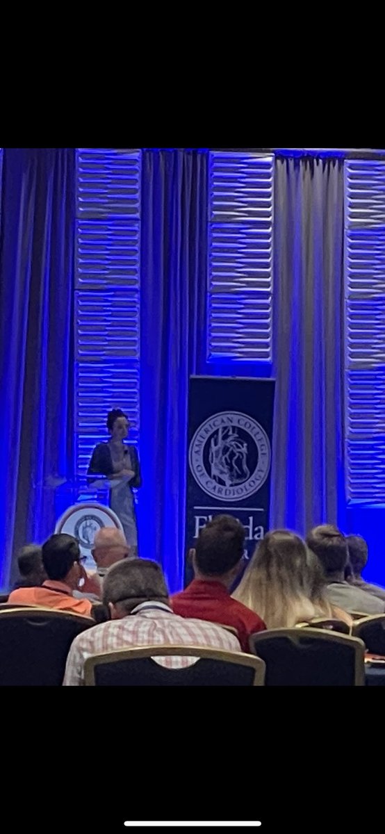 apdwi87's tweet photo. Very informative talk on the relationship between diet and heart health by the expert  Dr. Michos ⁦@ErinMichos⁩ ⁦@FloridaACC⁩ ⁦@ggvela⁩ ⁦@EugeniaGianos⁩ https://t.co/efLXarWAfy