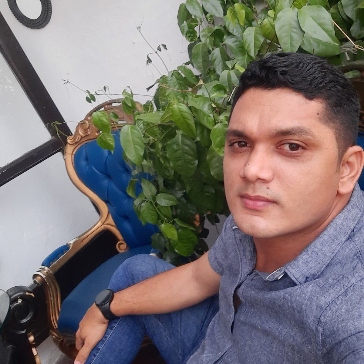 CarlosLimas08's tweet photo. #NuevaFotoDePerfil https://t.co/vuRKWtgT0c