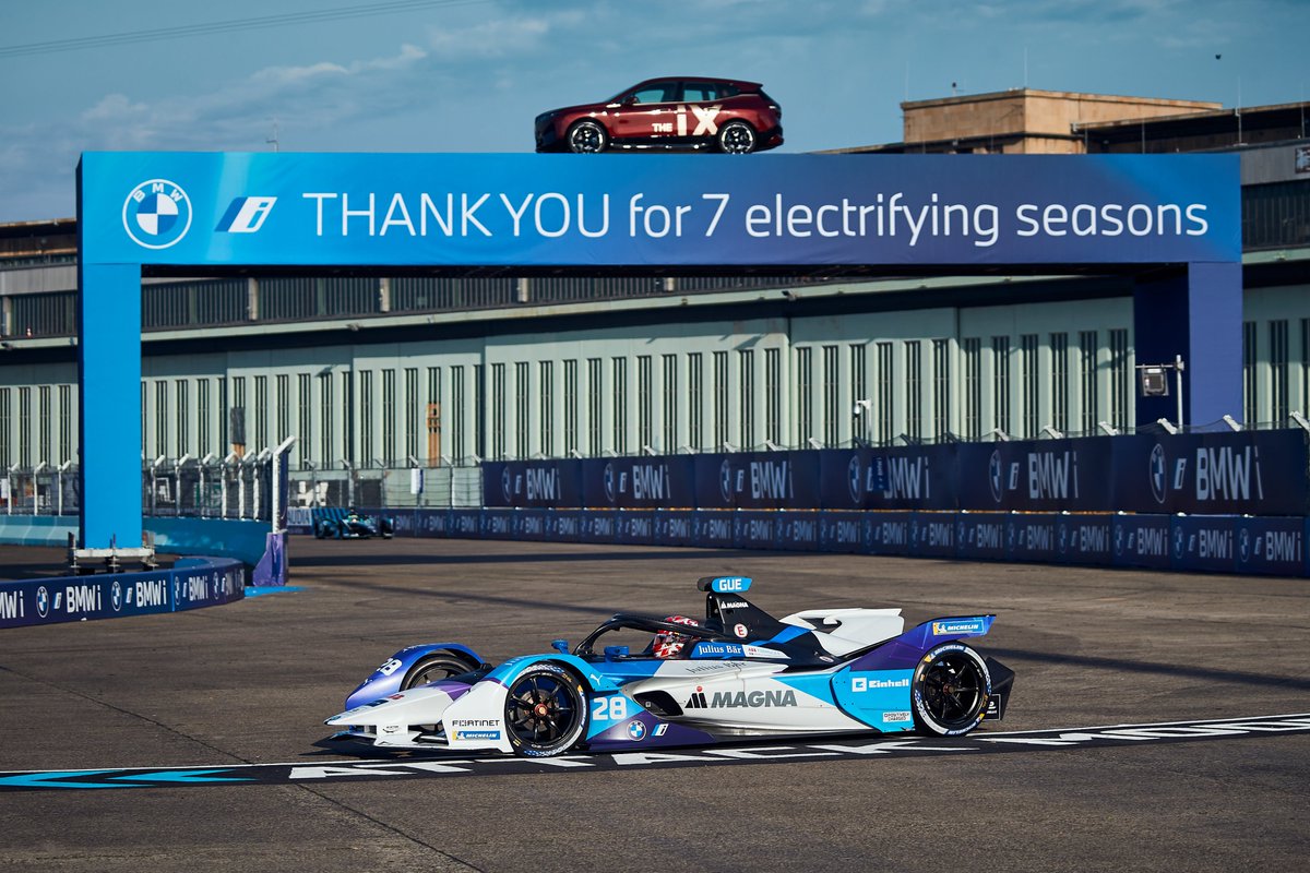 BMWMotorsport's tweet photo. What a race and what a season finale it was on our home turf in Berlin. Enjoy some of today’s shots from the @BMWi #BerlinEPrix. 📸📸📸
#RaisedByRacing #ABBFormulaE @FollowAndretti https://t.co/FF9qSZRpMa