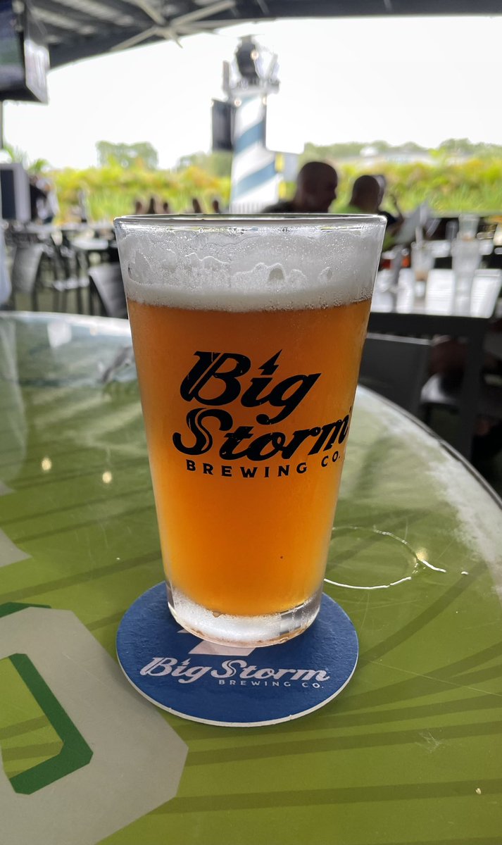 DavidMWinters's tweet photo. @tropicalupdate Having a @BigStormBrewing Hurricane Hunter during Fred’s outer bands. #Fred #tropicalstorm #WMPS #mikesweatherpage https://t.co/PEns5ErN6p