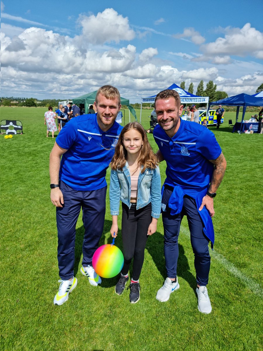 Parold's tweet image. Great time at Meet the Blues Day, really got me in the mood for the new season. Thanks for the photos all @TerrellEgbri7 @jonnywhite25 @HarrySeaden @SUFCRootsHall