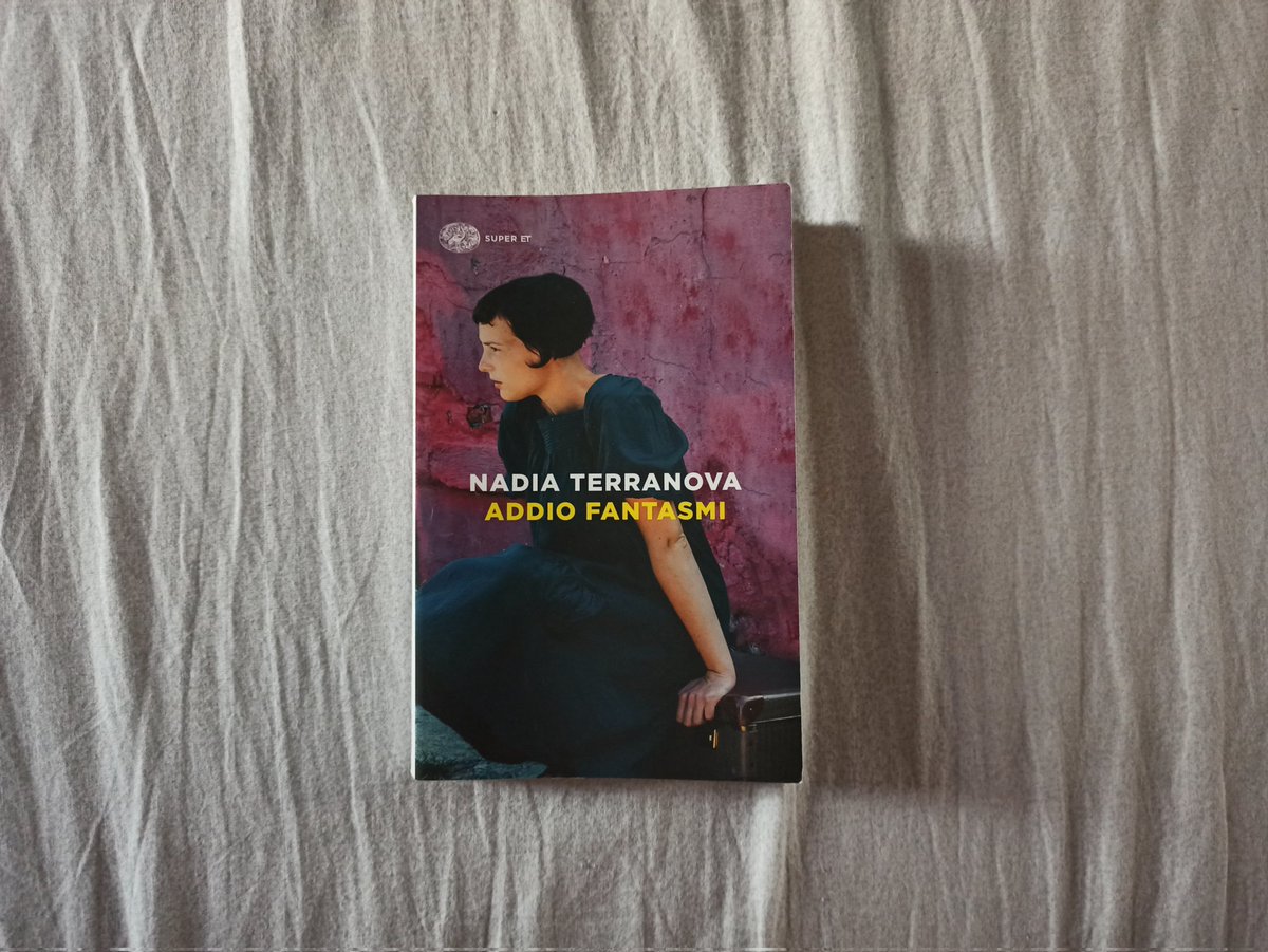 raffamad81's tweet photo. Nessuno è vivo - tutti noi siamo soltanto: ancora vivi. Abitiamo il tempo del "per ora".

#addiofantasmi 
@nadiaterranova https://t.co/nBh7veZRih