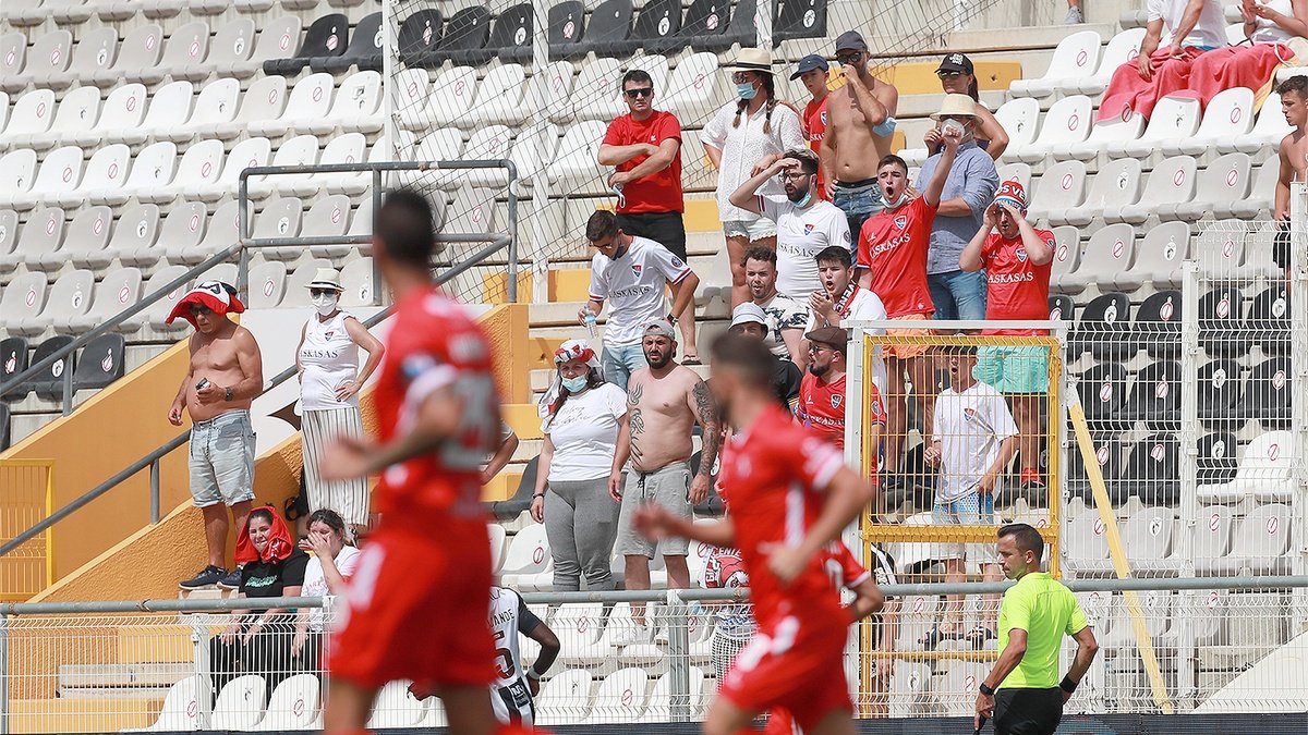 2 jogos;
4 golos;
0 golos sofridos;
2 vitórias;
Liderança partilhada na Liga.

Melhor início na Liga seria difícil, vamos por mais!