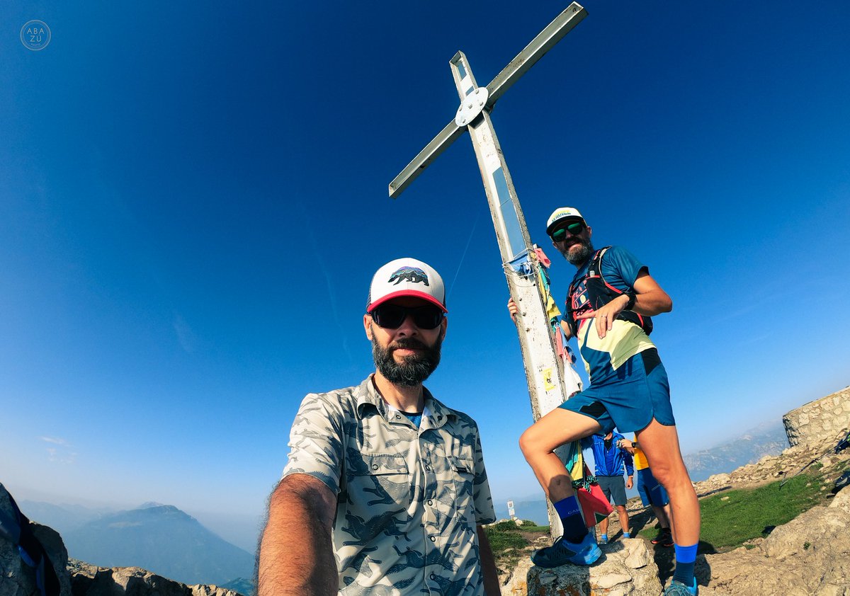 AbaZuani's tweet photo. Mattina di ferragosto con il Pres che eccezionalmente si sposta in dx Adige per andare in Stivo ovviamente dal sentiero per eccellenza:
i Geroni 😱☠️.
#I❤️Geroni
@runlovers
#gentefuoristrada
#RunFastLiveCool
#IoCorroQui
#BitumenIsBoring
#DipendenzaDaPendenza
#Guadagnarsela https://t.co/wj3nnRGLjk