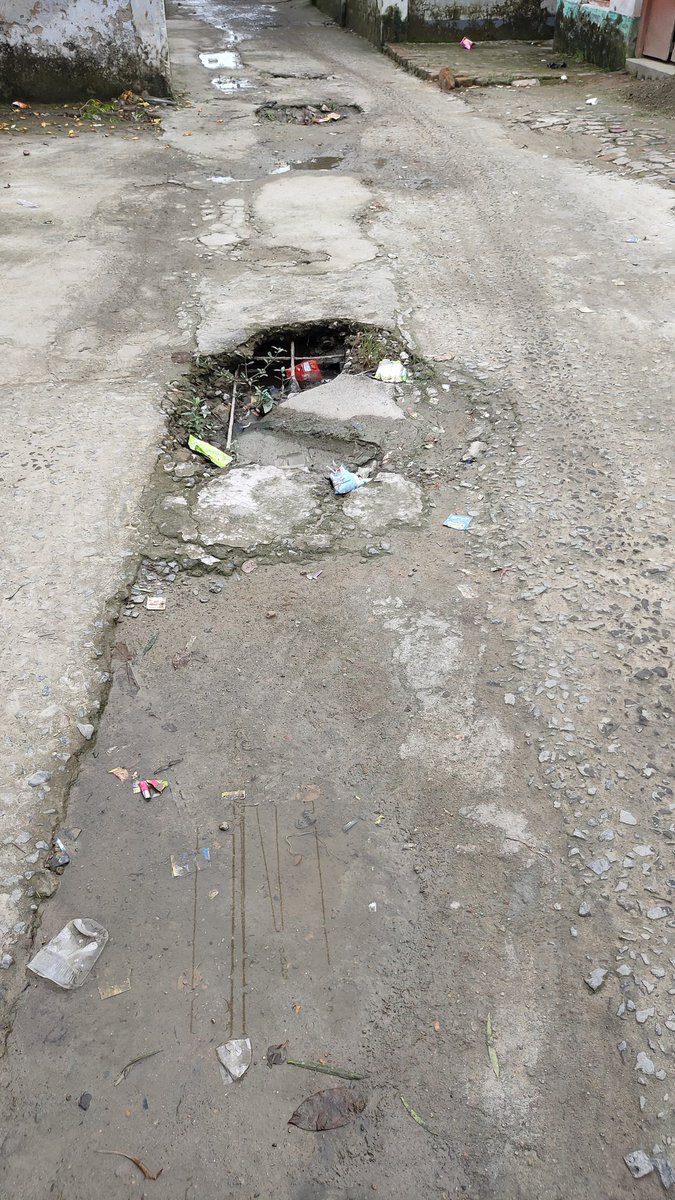 raviujjwal's tweet photo. @DM_Samastipur @CmNitish Poor condition of Bahadurpur Mohalla ward no-26 Samastipur from last several months. No one is ready to take proper action and rectify the same. Sir please resolve it or it will result in health issues of common citizens. Please help.. https://t.co/nzvlLkV4Cx